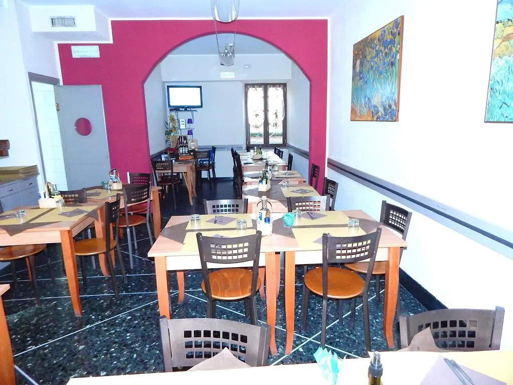 Albergo Torino Albenga 2*,